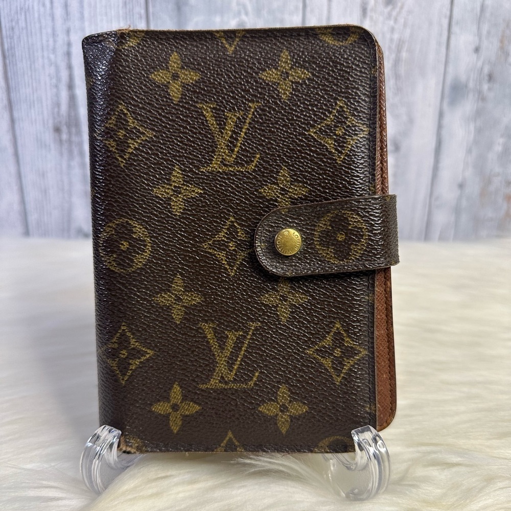 LOUIS VUITTON french purse wallet in monogram